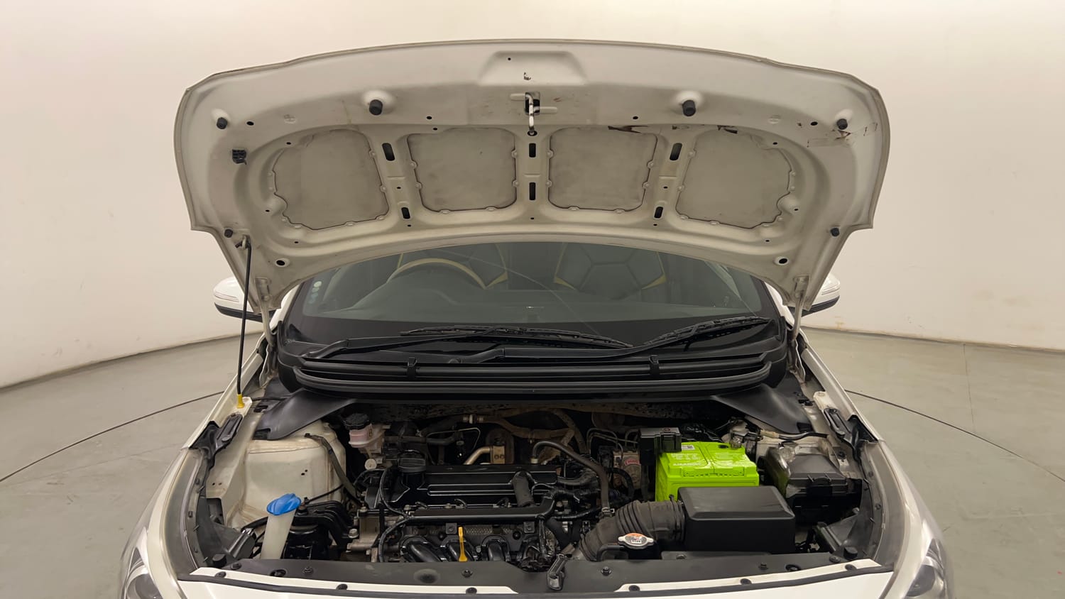 Used 2017 Hyundai i20 Active 1.2 S Petrol Manual engine ENGINE & BONNET OPEN FRONT VIEW