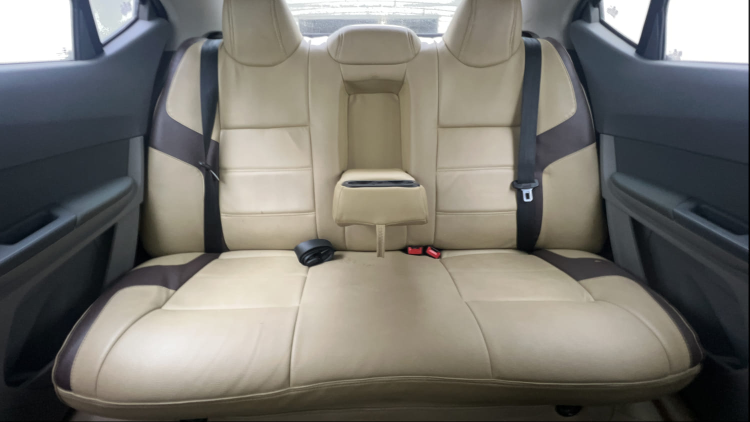 Used 2020 Tata Tigor XZ Plus Petrol Manual interior REAR SEAT CONDITION VIEW