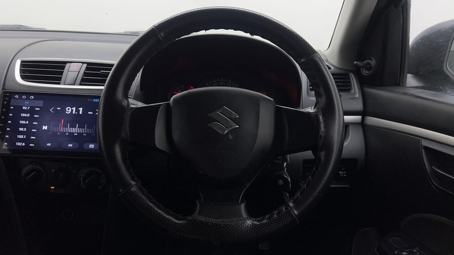 Used 2017 Maruti Suzuki Swift Lxi (O) Petrol Manual interior STEERING VIEW