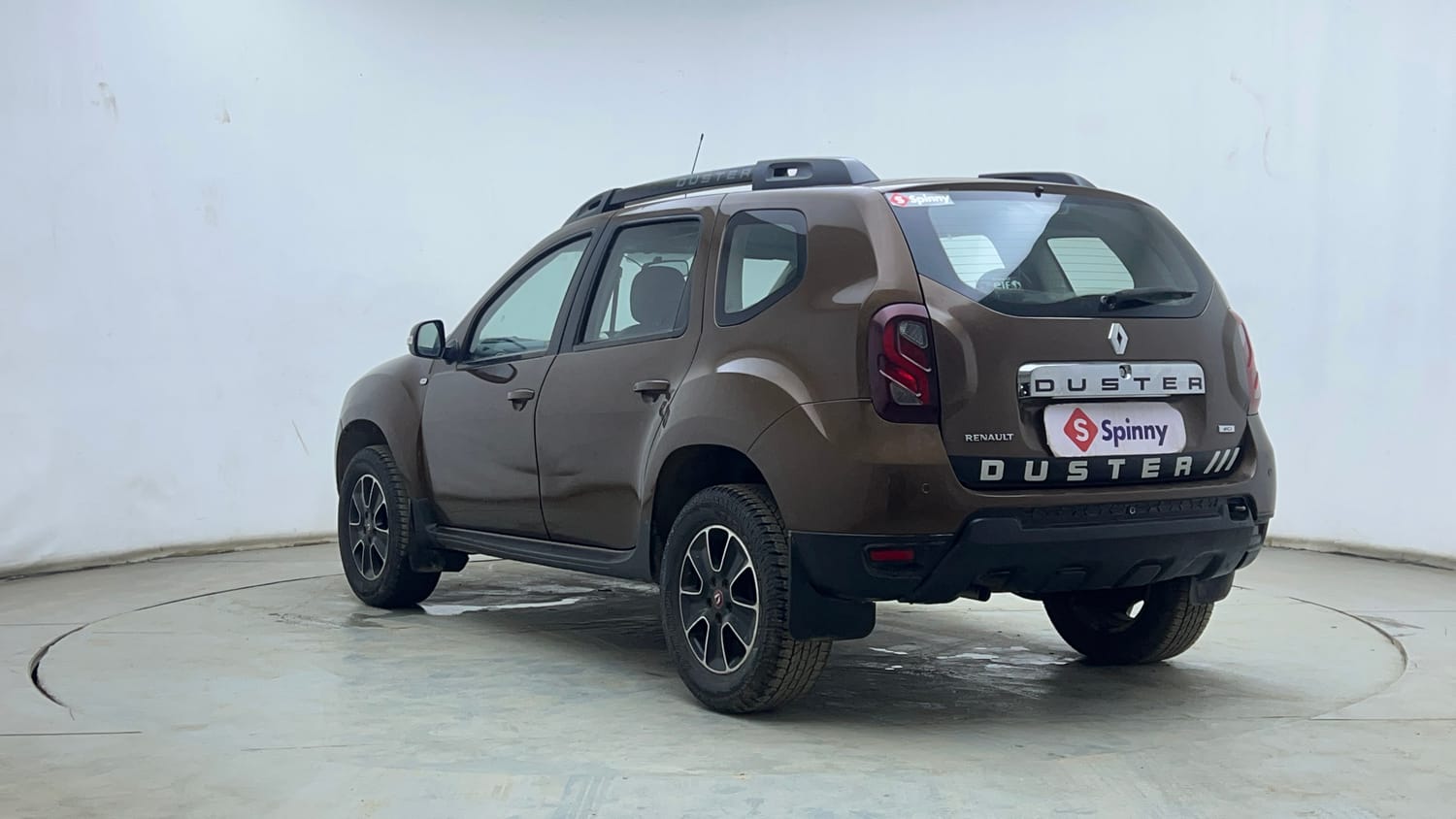 Used 2017 Renault Duster 85 PS RXS 4X2 MT Diesel Diesel Manual exterior LEFT REAR CORNER VIEW