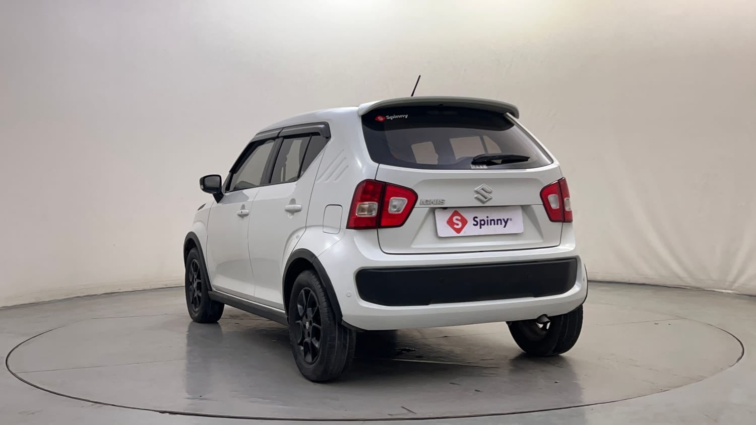 Used 2018 Maruti Suzuki Ignis Alpha 1.2 AMT Petrol Automatic exterior LEFT REAR CORNER VIEW