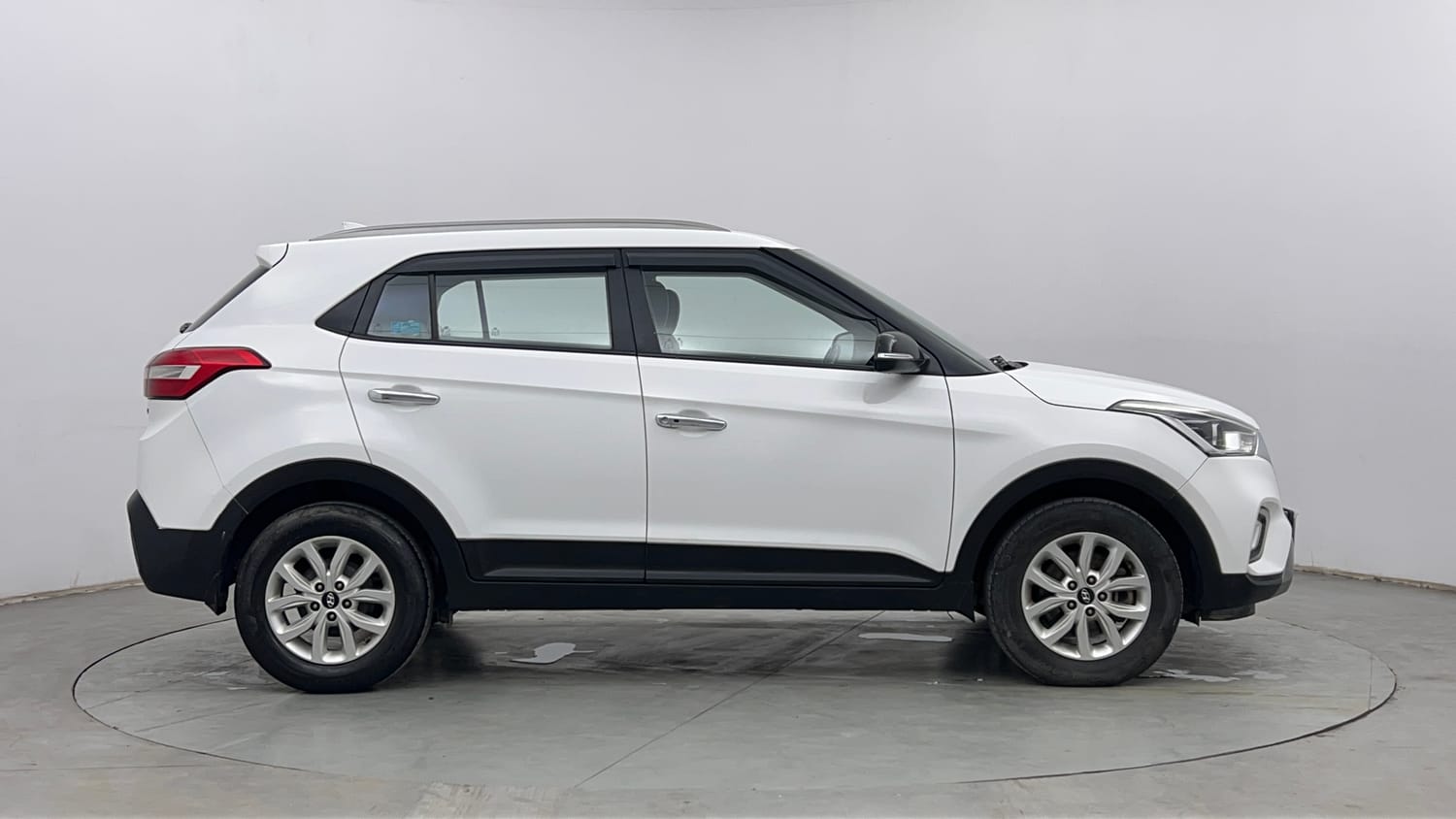 Used 2019 Hyundai Creta SX 1.6 Petrol Petrol Manual exterior RIGHT SIDE VIEW