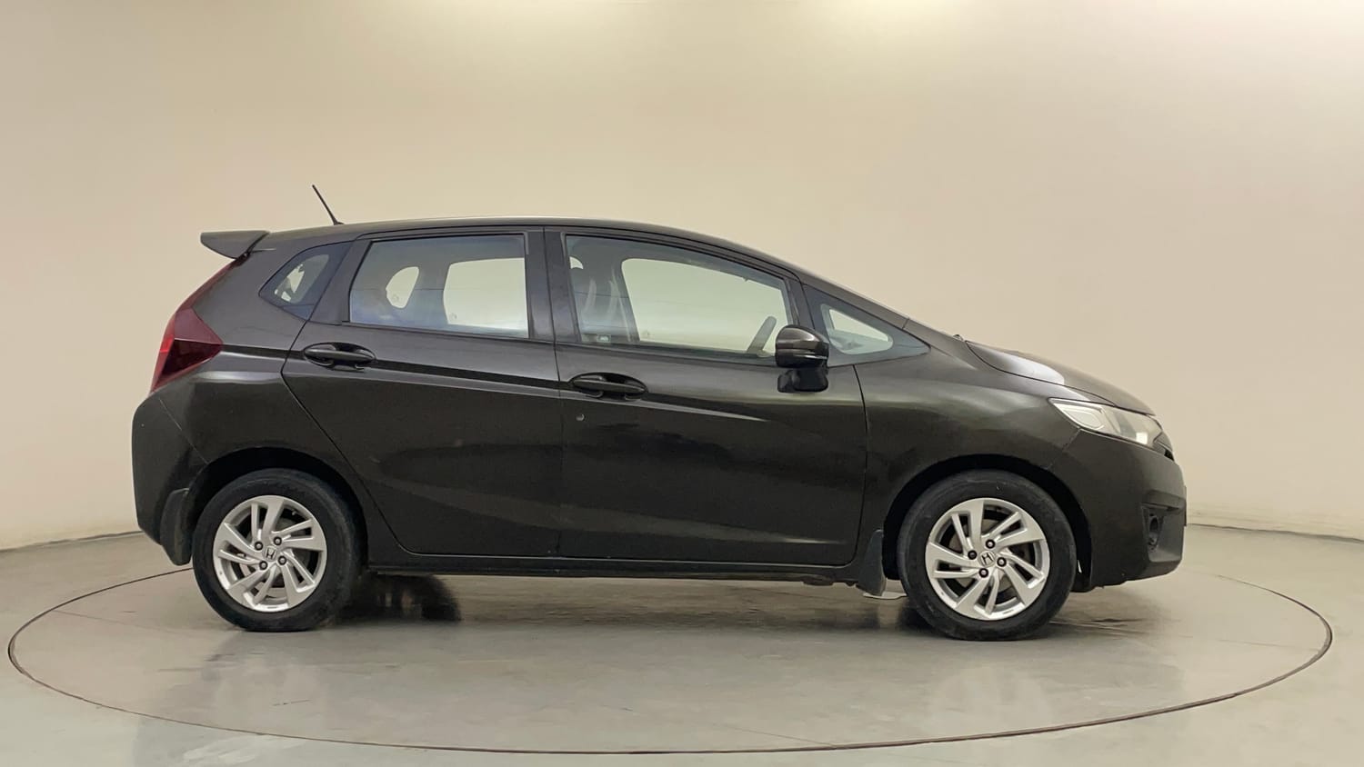 Used 2016 Honda Jazz VX Diesel Diesel Manual exterior RIGHT SIDE VIEW