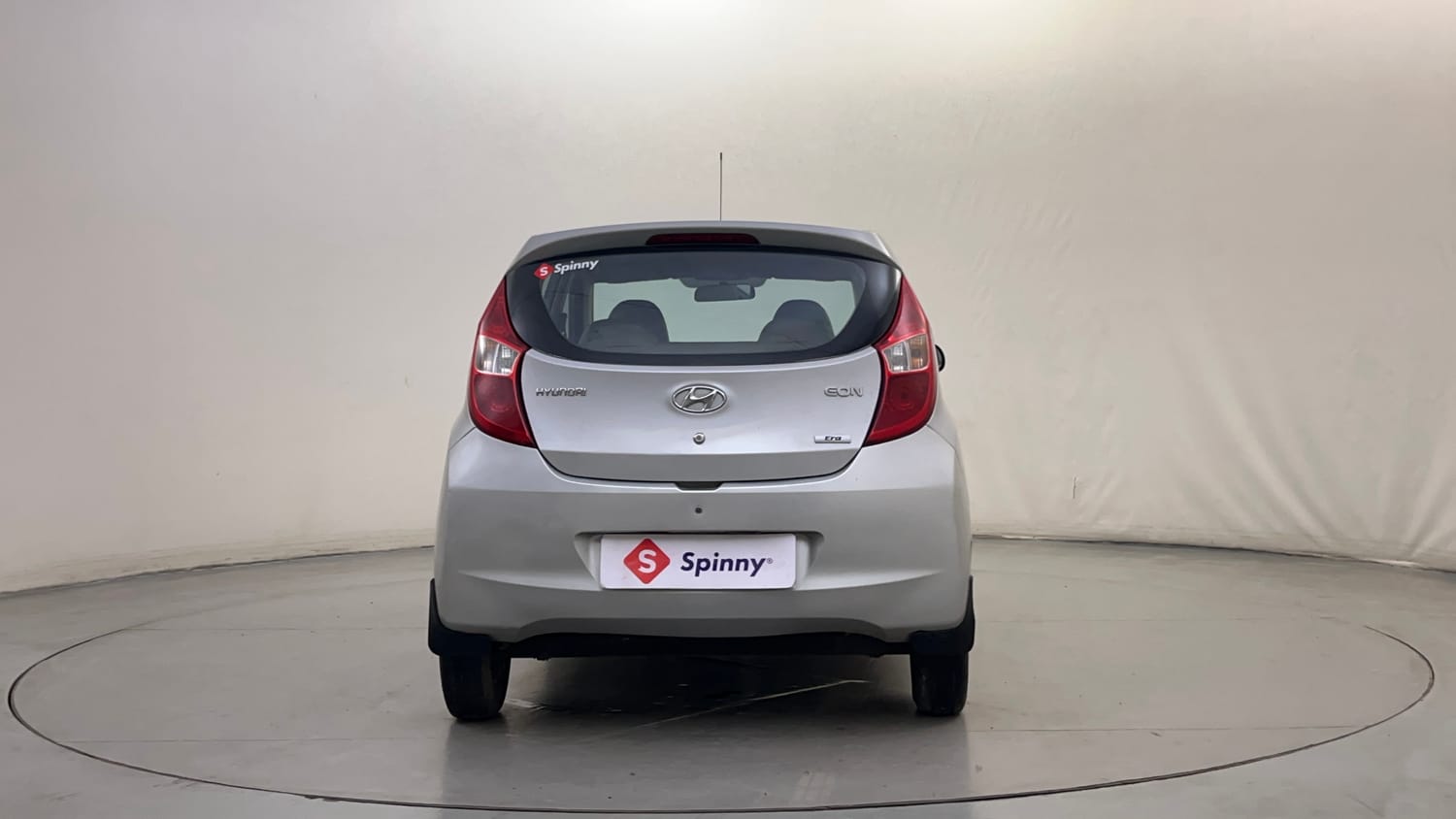 Used 2016 Hyundai Eon Era + Petrol Manual exterior BACK VIEW