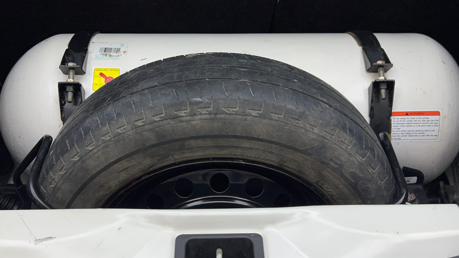 Used 2022 Maruti Suzuki Celerio VXi CNG Cng Manual tyres SPARE TYRE VIEW