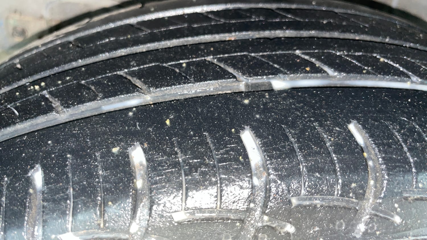 Used 2019 Hyundai Elite i20 Sportz Plus 1.2 Petrol Manual tyres RIGHT REAR TYRE TREAD VIEW