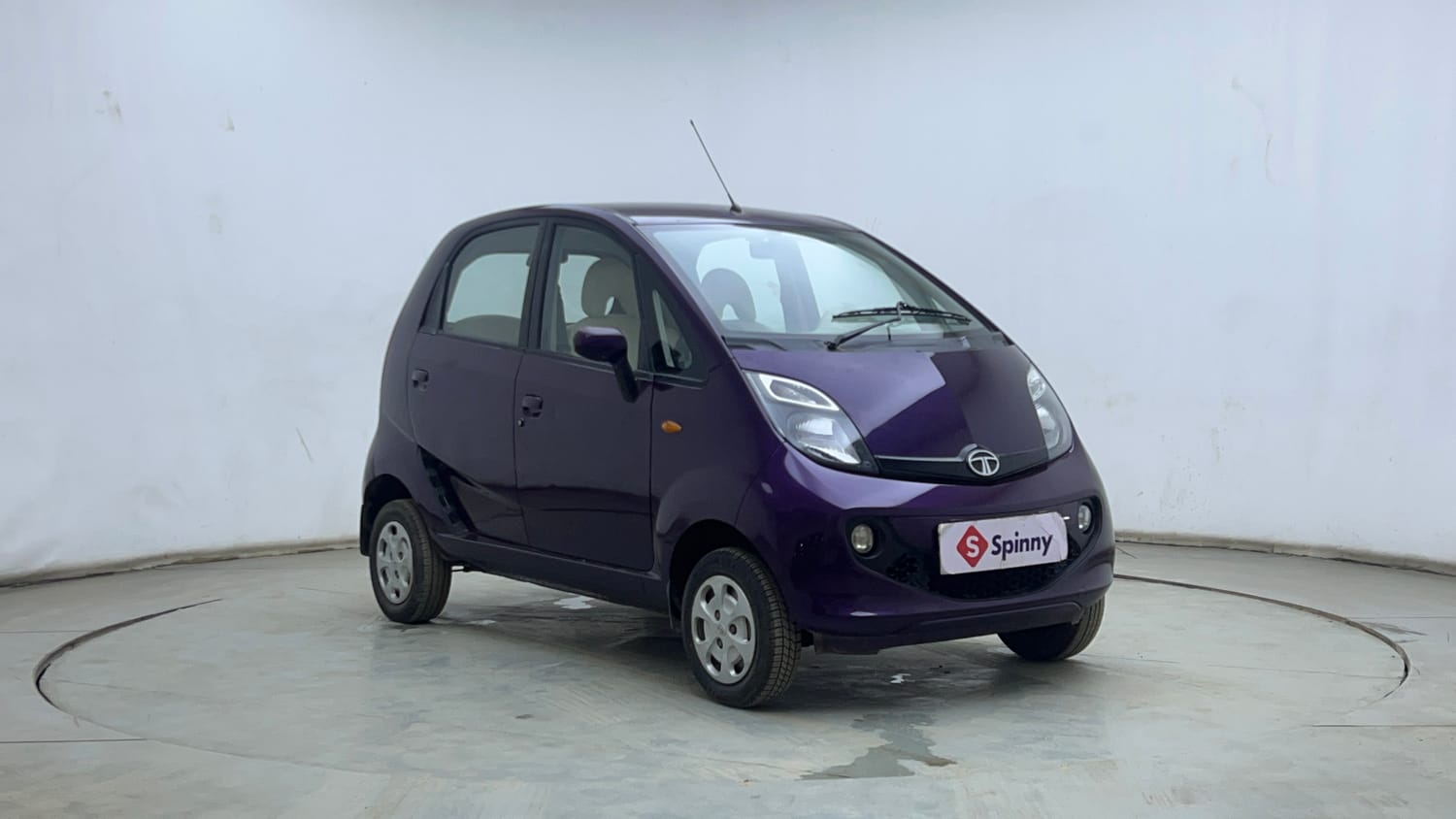 Used 2016 Tata Nano GenX XT Petrol Manual exterior RIGHT FRONT CORNER VIEW