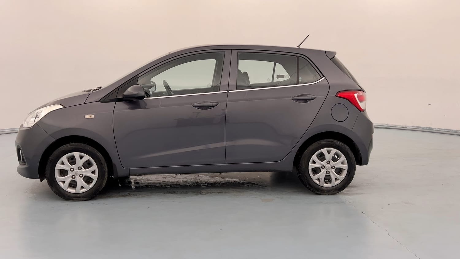 Used 2016 Hyundai Grand i10 Magna 1.2 Kappa VTVT Petrol Manual exterior LEFT SIDE VIEW