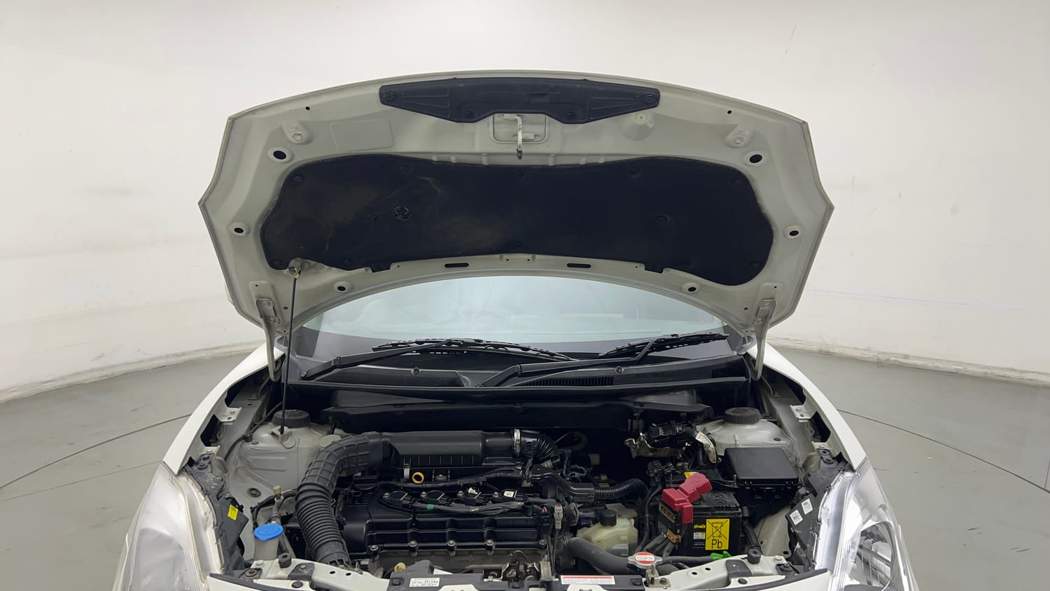 Used 2019 Maruti Suzuki Swift VXi AMT Petrol Automatic engine ENGINE & BONNET OPEN FRONT VIEW