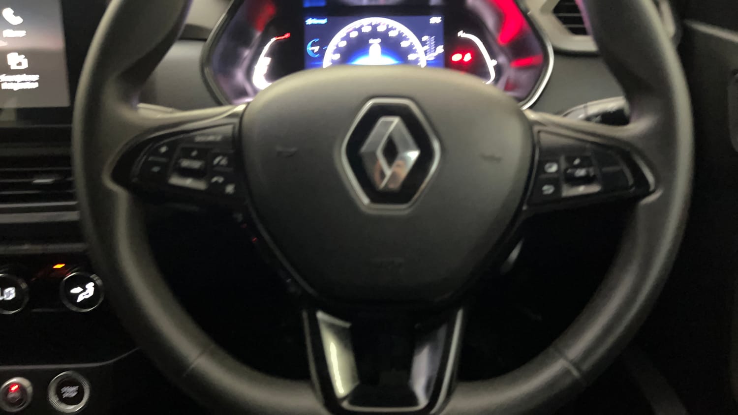 Used 2021 Renault Kiger RXZ 1.0 Turbo MT CNG (Outside Fitted) Cng Manual top_features Airbags