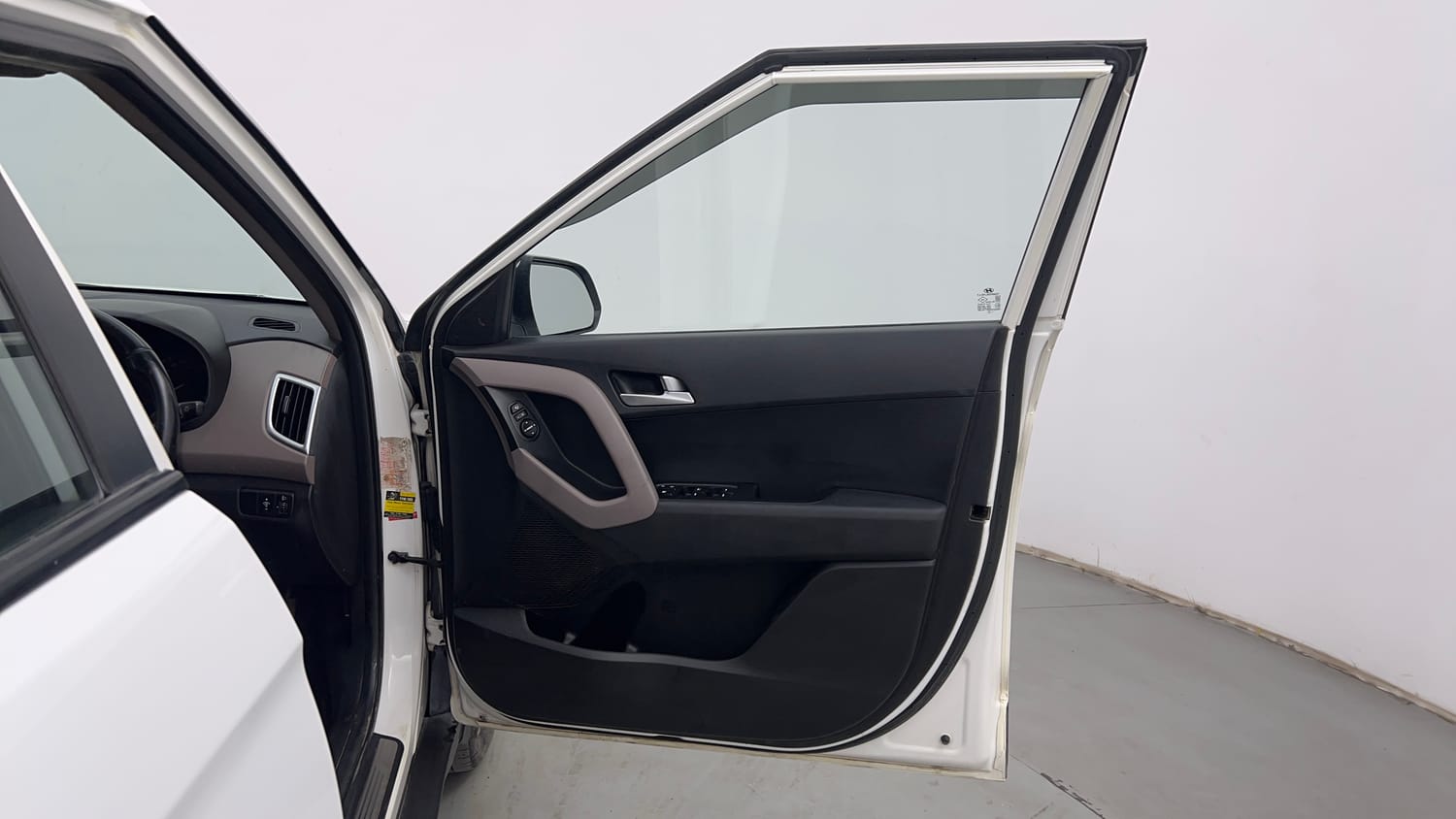 Used 2019 Hyundai Creta SX 1.6 Petrol Petrol Manual interior RIGHT FRONT DOOR OPEN VIEW