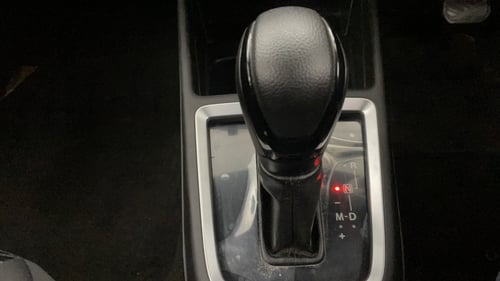 Used 2019 Maruti Suzuki Swift VXi AMT Petrol Automatic interior GEAR  KNOB VIEW