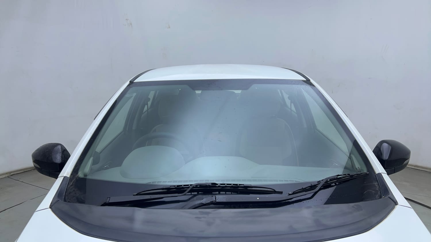 Used 2020 Tata Tigor XZ Plus Petrol Manual exterior FRONT WINDSHIELD VIEW