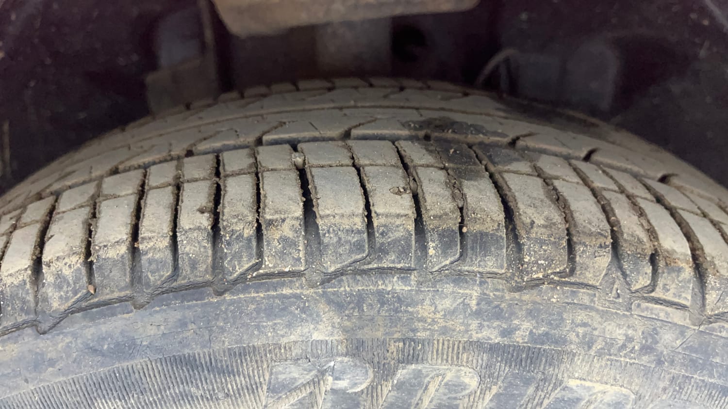 Used 2021 Tata Tiago XZA Plus Petrol Automatic tyres RIGHT FRONT TYRE TREAD VIEW