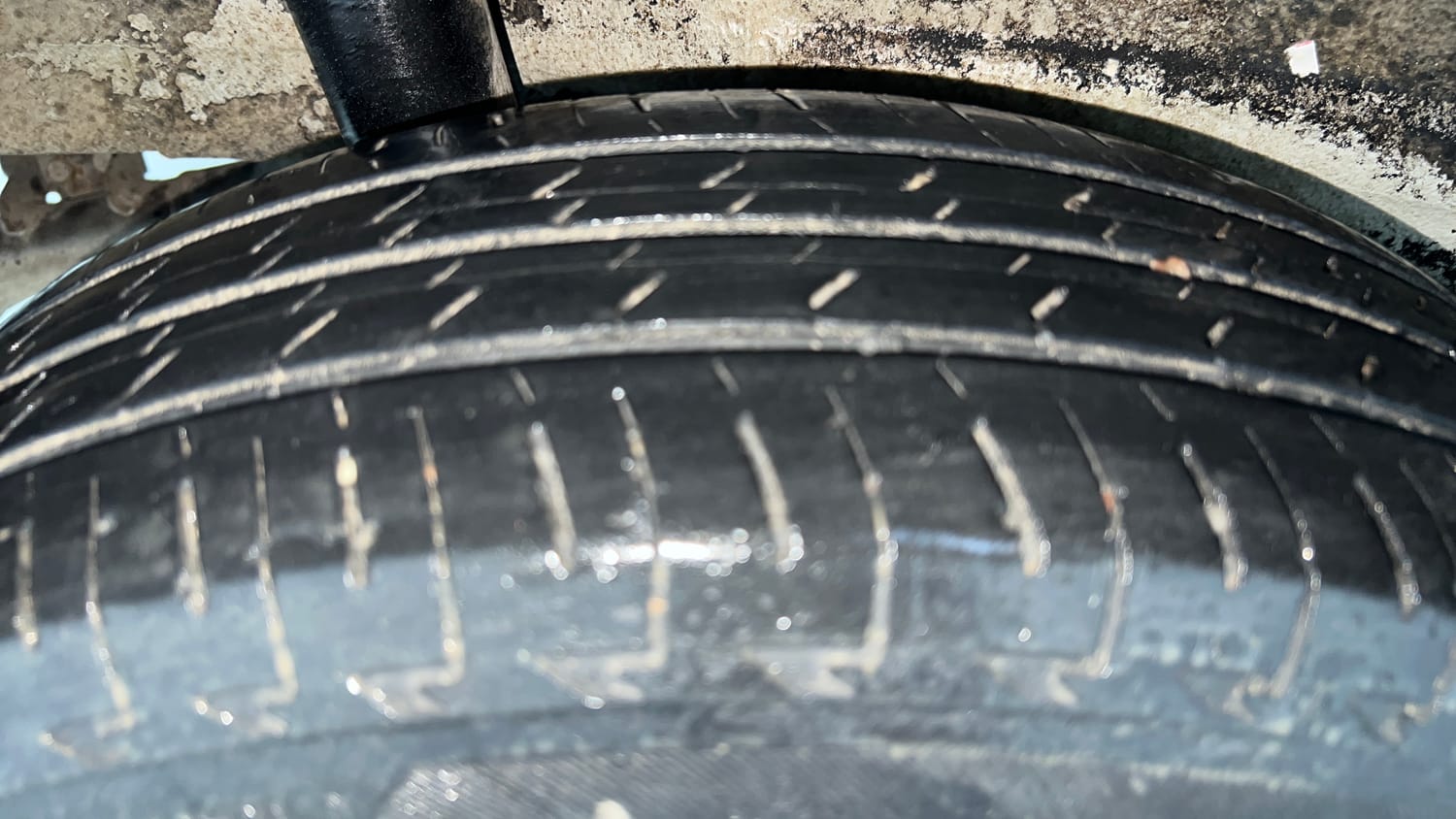 Used 2022 Maruti Suzuki Celerio VXi CNG Cng Manual tyres RIGHT REAR TYRE RIM VIEW