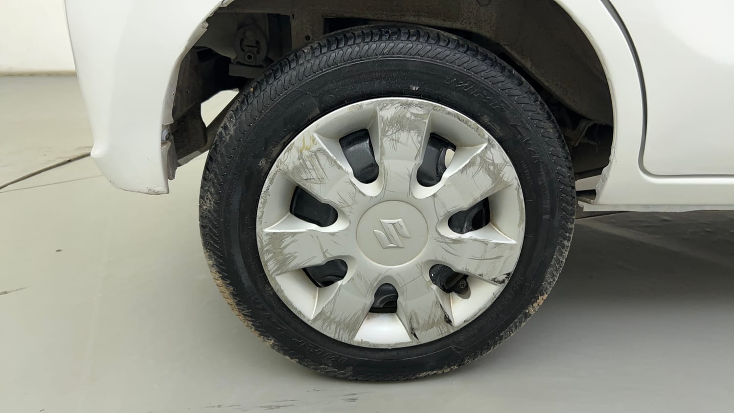 Used 2018 Maruti Suzuki Alto K10 LXi Petrol Manual tyres RIGHT REAR TYRE RIM VIEW