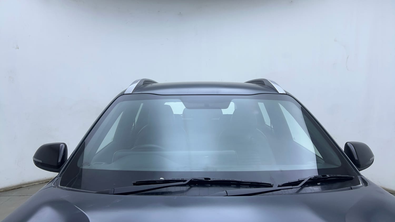 Used 2022 Kia Sonet Anniversary Edition 1.0 DCT Petrol Automatic exterior FRONT WINDSHIELD VIEW