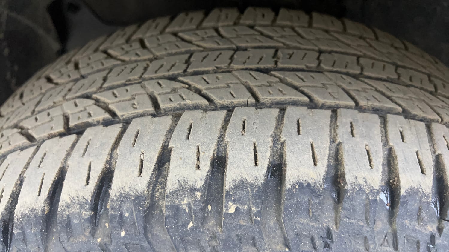Used 2017 Renault Duster 85 PS RXS 4X2 MT Diesel Diesel Manual tyres LEFT FRONT TYRE TREAD VIEW