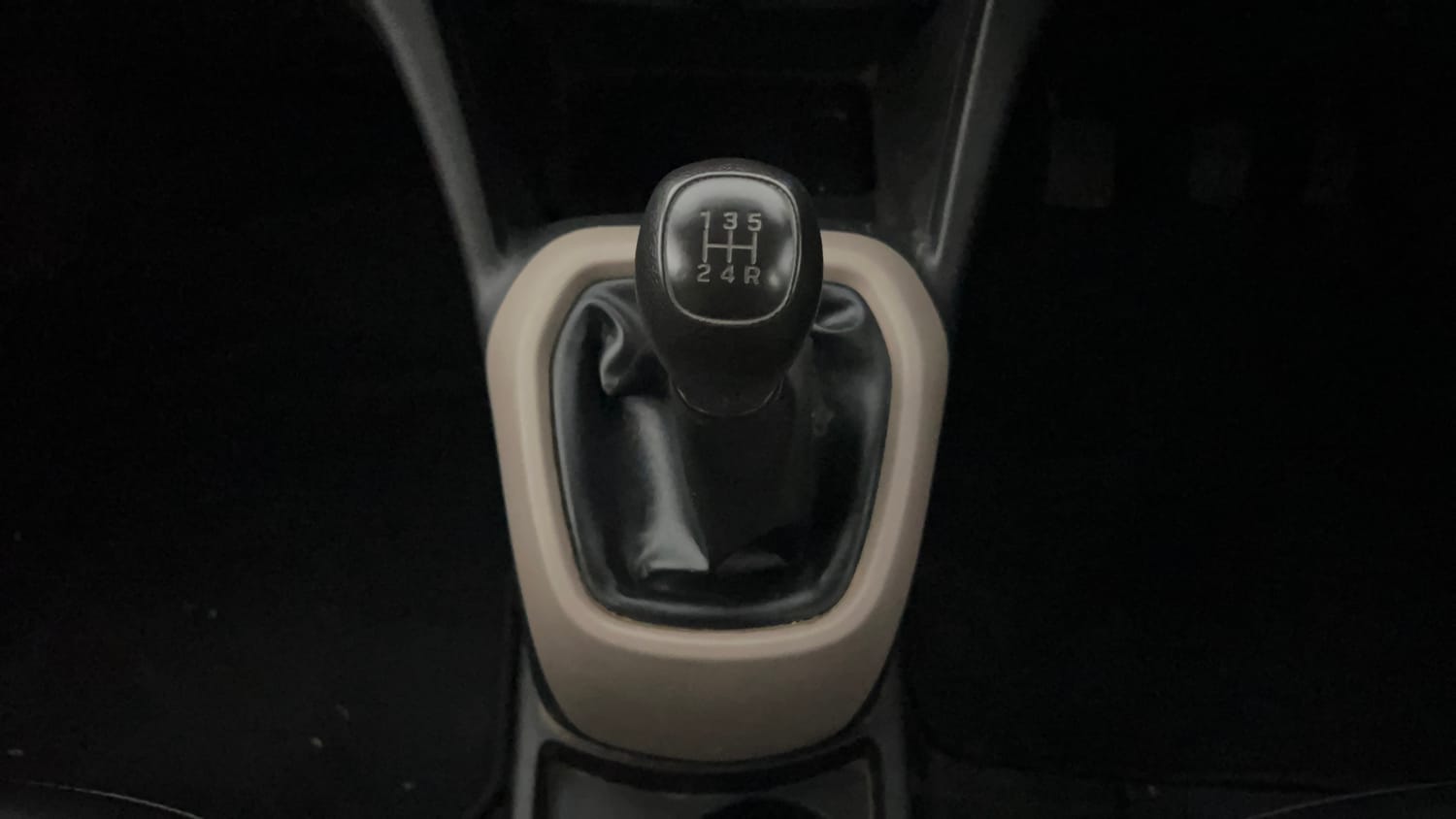 Used 2017 Hyundai Grand i10 Magna 1.2 Kappa VTVT Petrol Manual interior GEAR  KNOB VIEW