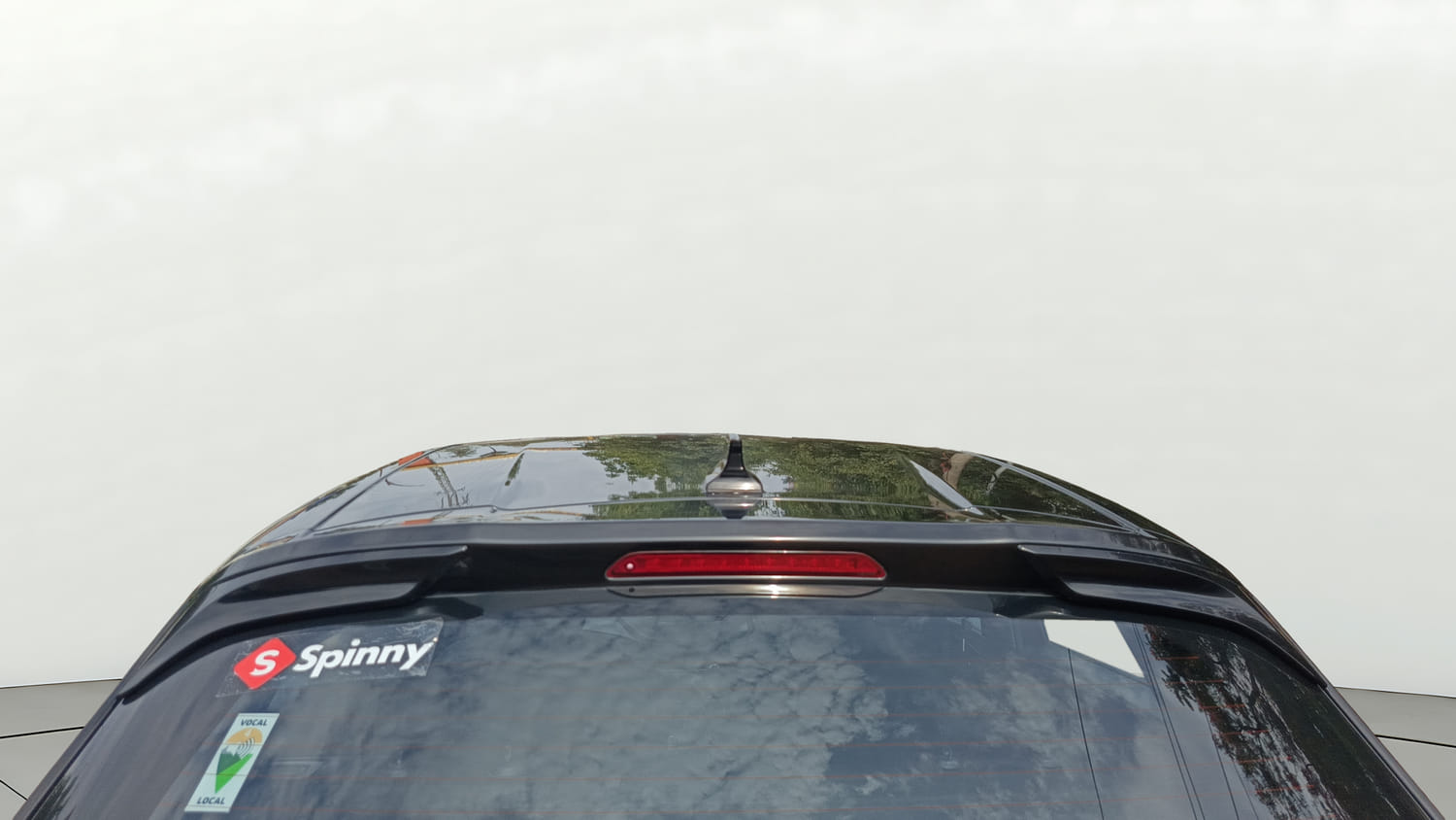 Used 2023 Tata Altroz XZA Plus (S) Dark Edition Petrol Automatic exterior EXTERIOR ROOF VIEW