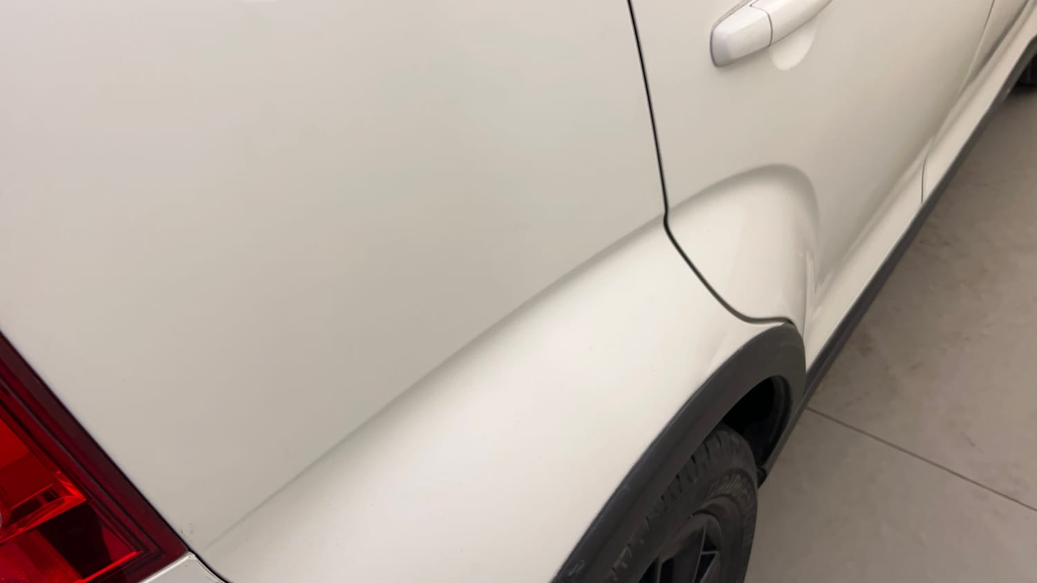 Used 2018 Maruti Suzuki Ignis Alpha 1.2 AMT Petrol Automatic dents MINOR DENT