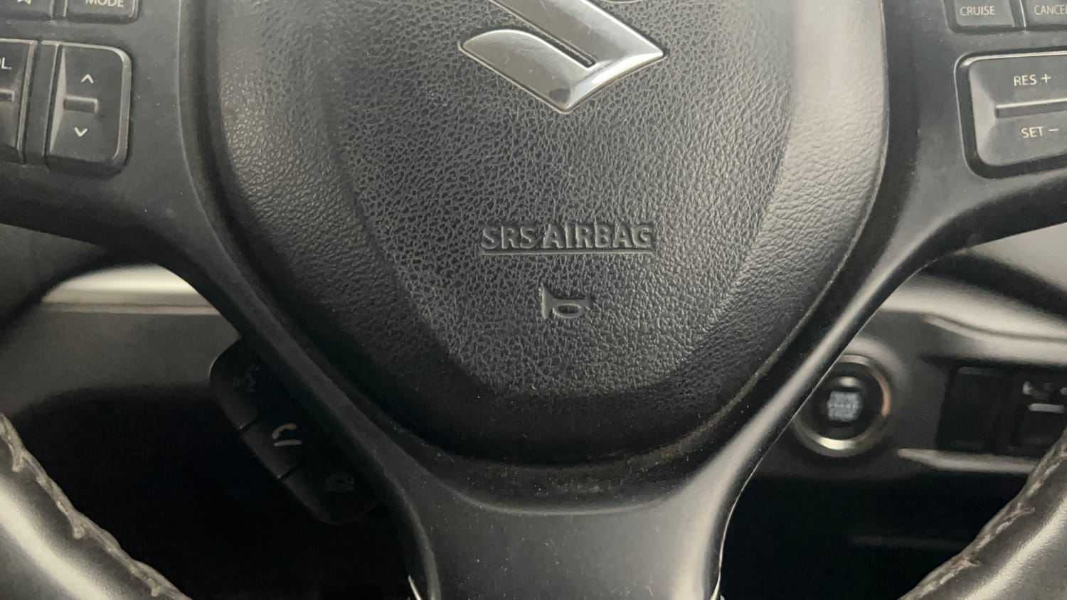 Used 2022 Maruti Suzuki Vitara Brezza [2020-2022] ZXI Plus Dual Tone Petrol Manual top_features Airbags