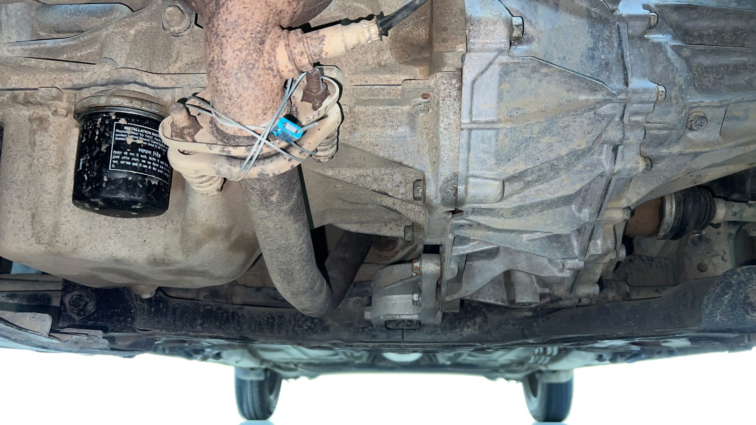 Used 2019 Maruti Suzuki Swift VXi AMT Petrol Automatic extra FRONT LEFT UNDERBODY VIEW