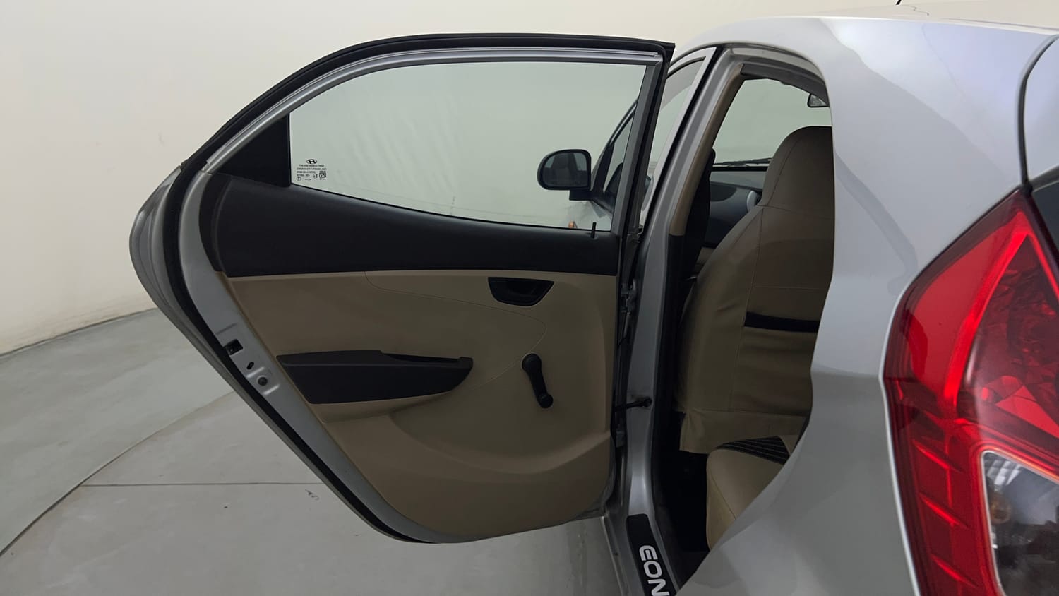 Used 2016 Hyundai Eon Era + Petrol Manual interior LEFT REAR DOOR OPEN VIEW