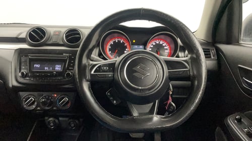 Used 2019 Maruti Suzuki Swift VXi AMT Petrol Automatic interior STEERING VIEW