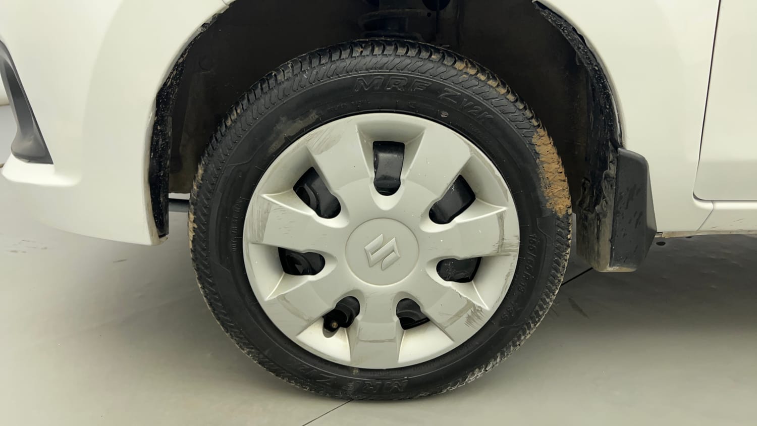 Used 2018 Maruti Suzuki Alto K10 LXi Petrol Manual tyres LEFT FRONT TYRE RIM VIEW