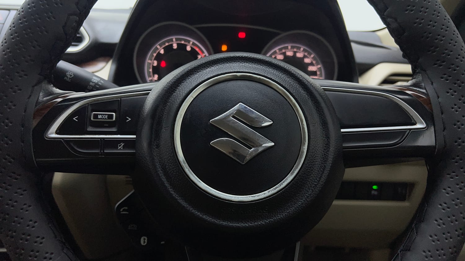 Used 2019 Maruti Suzuki Dzire ZXi AMT Petrol Automatic top_features Airbags