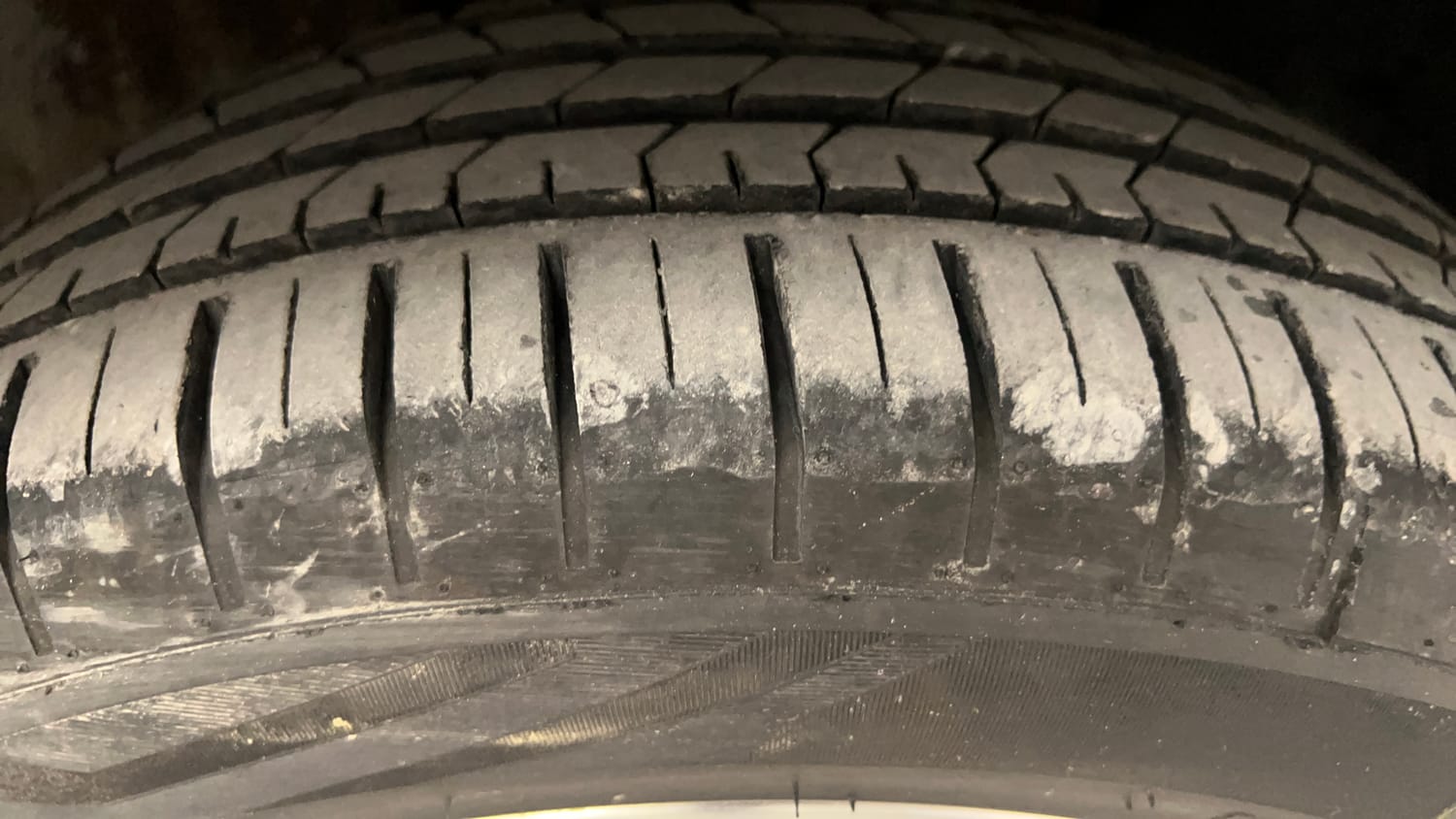 Used 2017 Hyundai i20 Active 1.2 S Petrol Manual tyres RIGHT FRONT TYRE TREAD VIEW