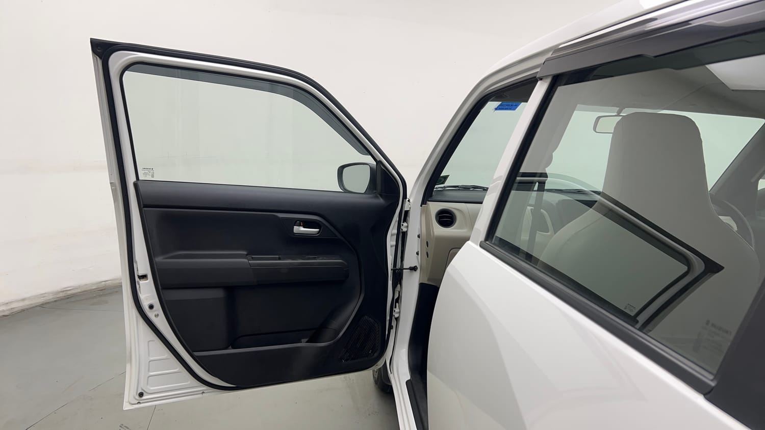 Used 2024 Maruti Suzuki Wagon R VXI 1.0 Petrol Manual interior LEFT FRONT DOOR OPEN VIEW