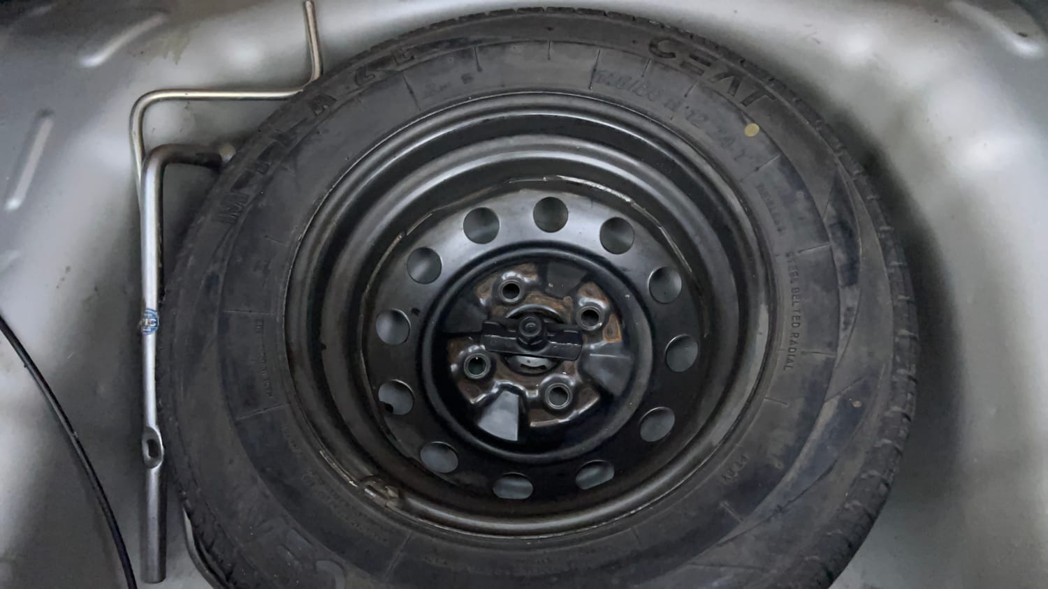 Used 2016 Hyundai Eon Era + Petrol Manual tyres SPARE TYRE VIEW