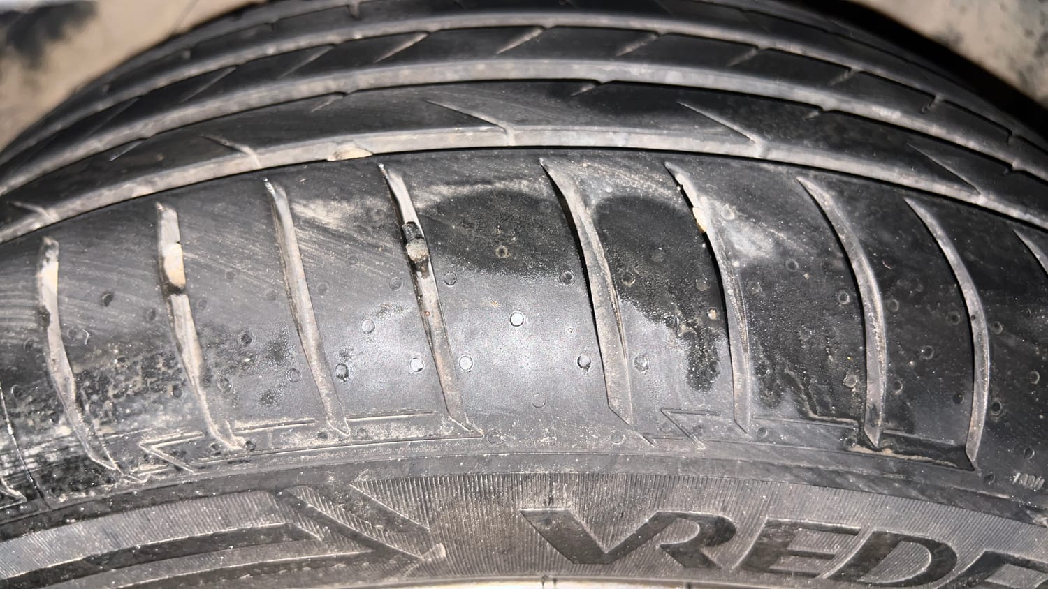 Used 2019 Ford Freestyle Titanium Plus 1.2 Ti-VCT Petrol Manual tyres LEFT REAR TYRE TREAD VIEW