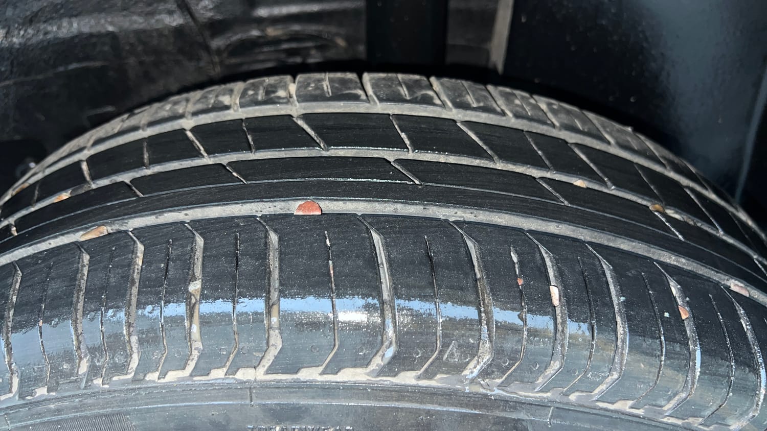 Used 2023 Tata Punch Pure MT Petrol Manual tyres LEFT REAR TYRE TREAD VIEW