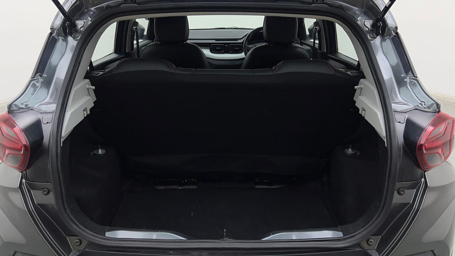 Used 2023 Tata Punch Pure MT Petrol Manual interior DICKY INSIDE VIEW