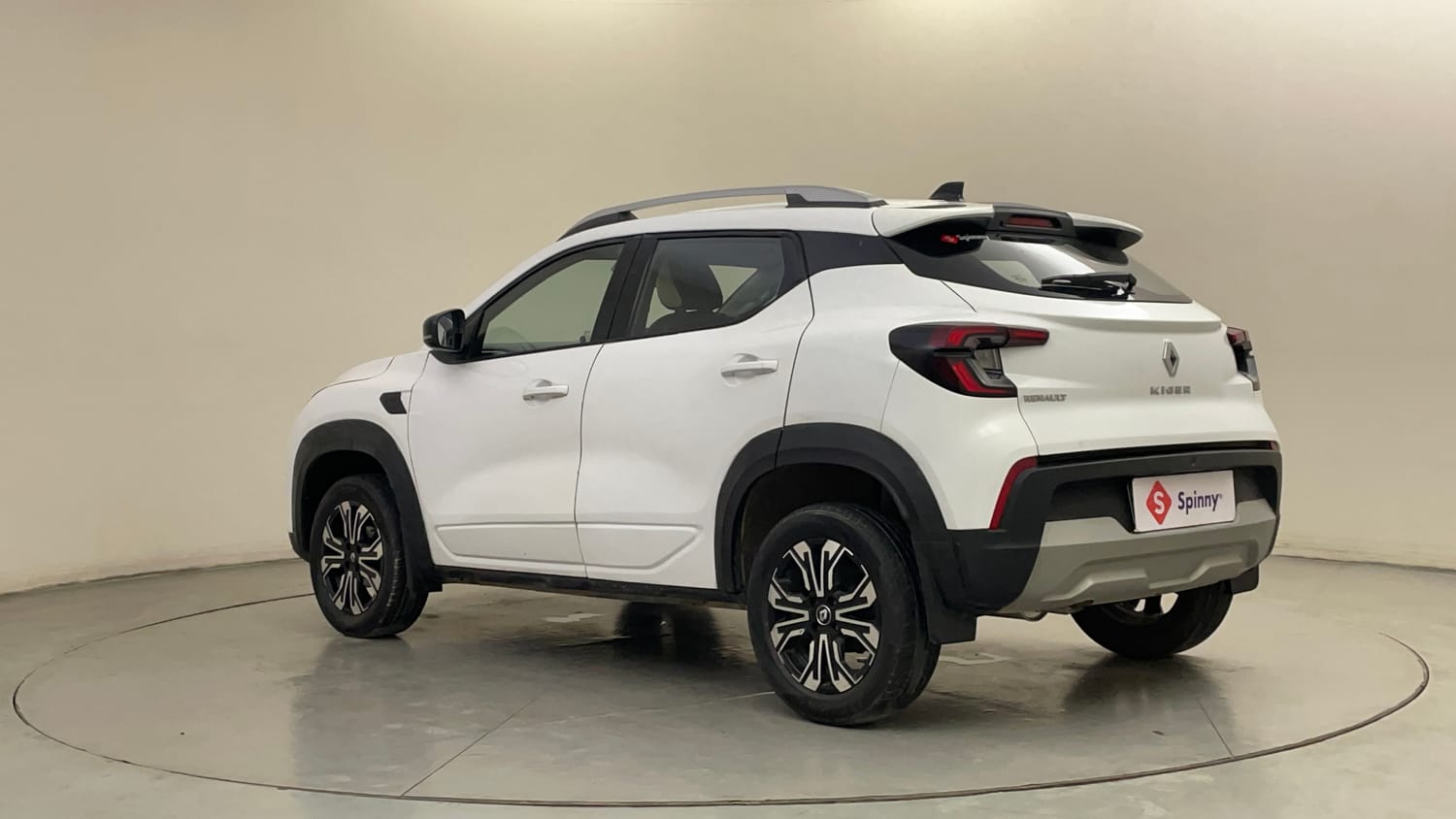 Used 2021 Renault Kiger RXT (O) MT Petrol Manual exterior LEFT REAR CORNER VIEW