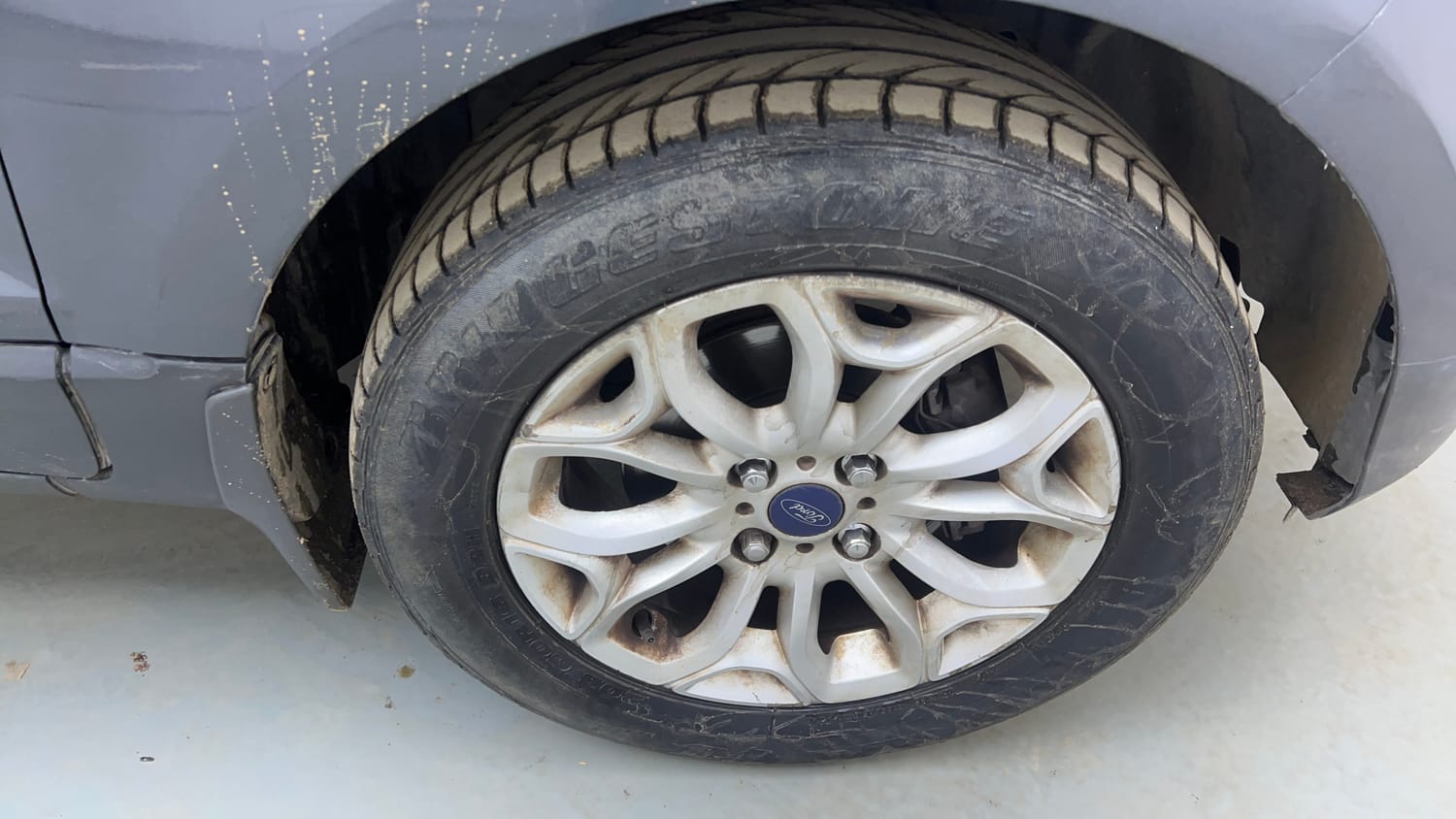 Used 2016 Ford EcoSport Titanium+ 1.5L TDCi Diesel Manual tyres RIGHT FRONT TYRE RIM VIEW