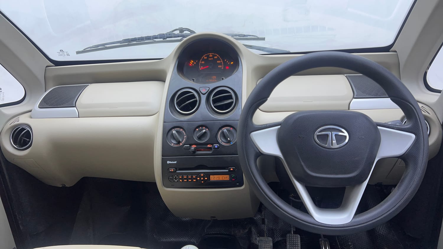 Used 2016 Tata Nano GenX XT Petrol Manual interior DASHBOARD VIEW