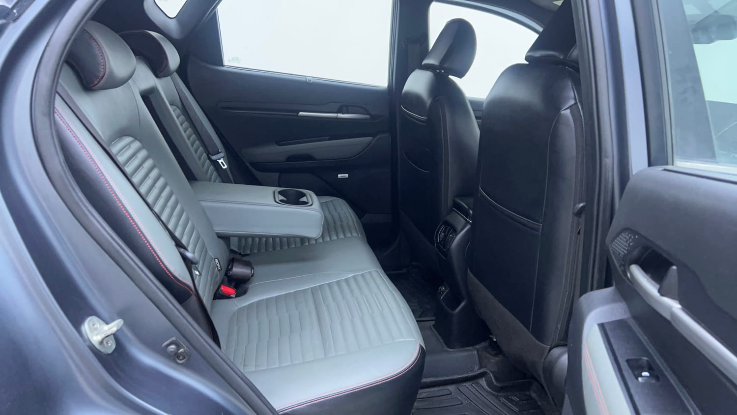 Used 2022 Kia Sonet Anniversary Edition 1.0 DCT Petrol Automatic interior RIGHT SIDE REAR DOOR CABIN VIEW