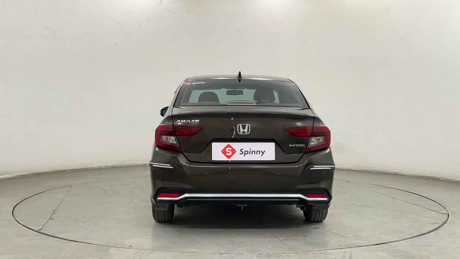 Used 2024 Honda Amaze 1.2 VX i-VTEC CNG (Outside Fitted) Cng Manual exterior BACK VIEW