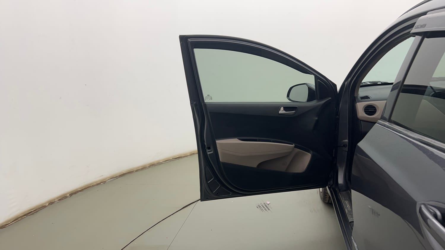 Used 2015 Hyundai Grand i10 Sportz 1.2 Kappa VTVT Petrol Manual interior LEFT FRONT DOOR OPEN VIEW