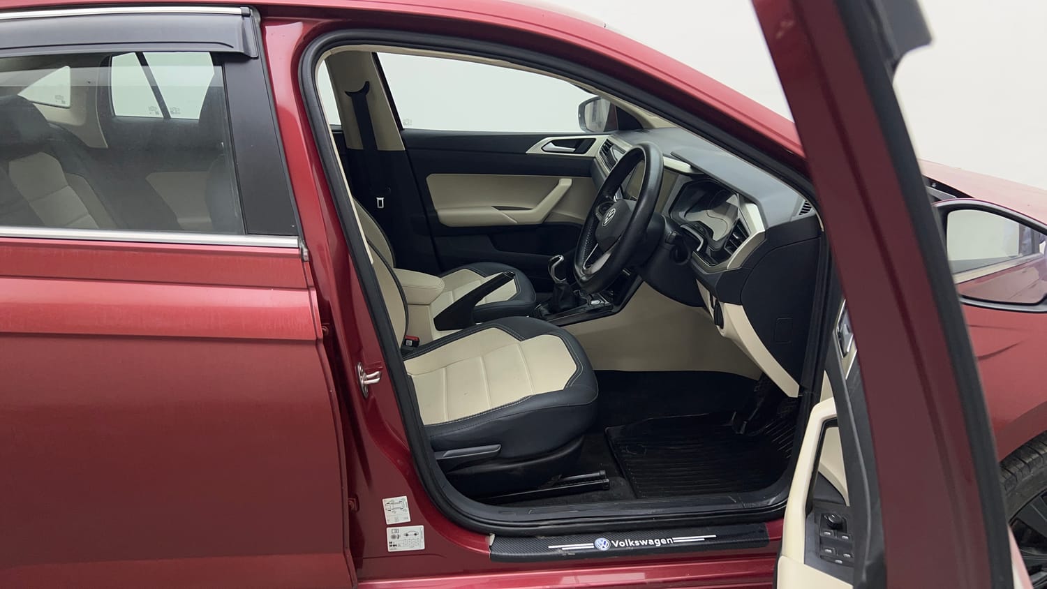 Used 2023 Volkswagen Virtus Highline 1.0 TSI MT Petrol Manual interior RIGHT SIDE FRONT DOOR CABIN VIEW