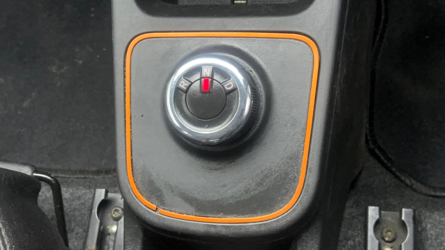 Used 2020 Renault Kwid CLIMBER 1.0 AMT Opt Petrol Automatic interior GEAR  KNOB VIEW