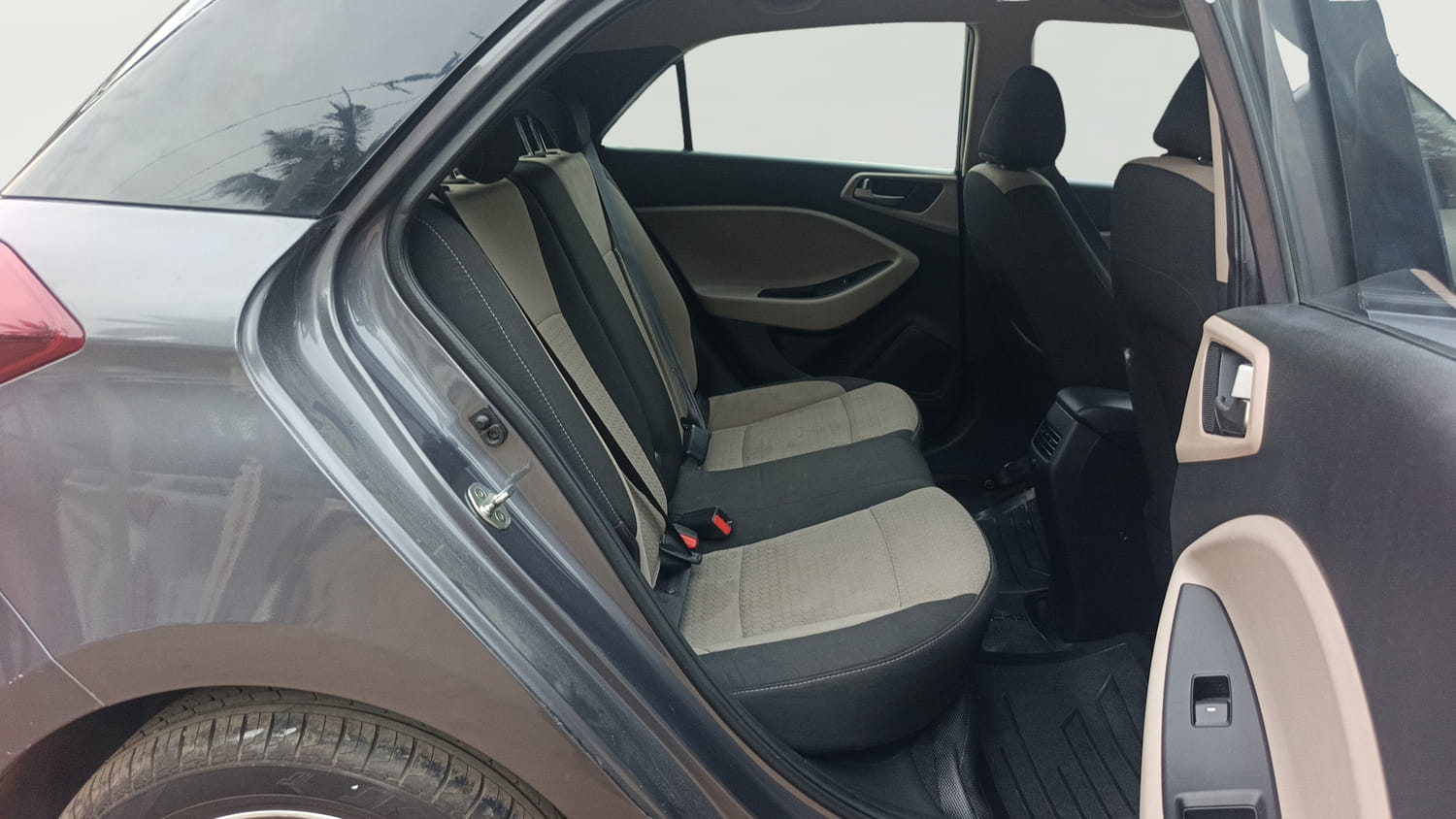 Used 2018 Hyundai Elite i20 Asta 1.2 Petrol Manual interior RIGHT SIDE REAR DOOR CABIN VIEW