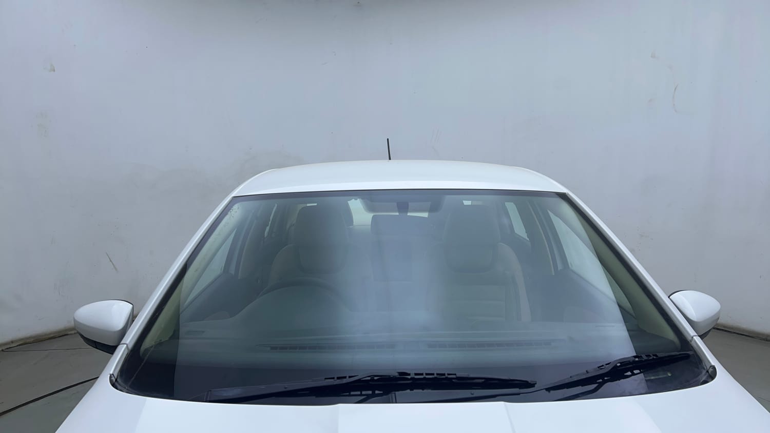 Used 2019 Skoda Rapid Active 1.6 MPI Petrol Manual exterior FRONT WINDSHIELD VIEW