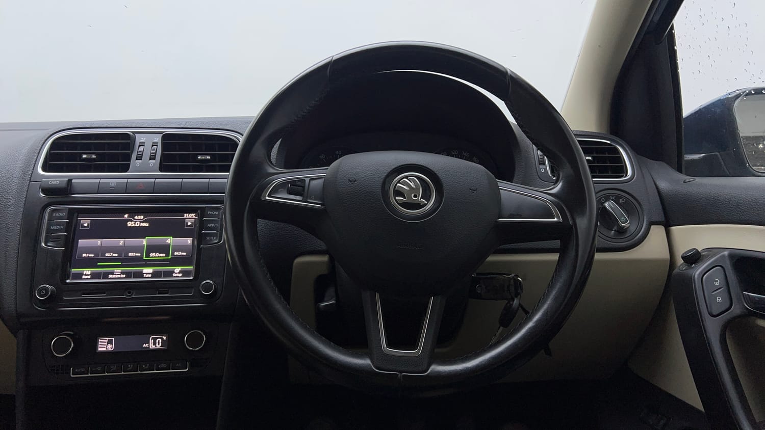 Used 2018 Skoda Rapid Style 1.6 MPI Petrol Manual interior STEERING VIEW