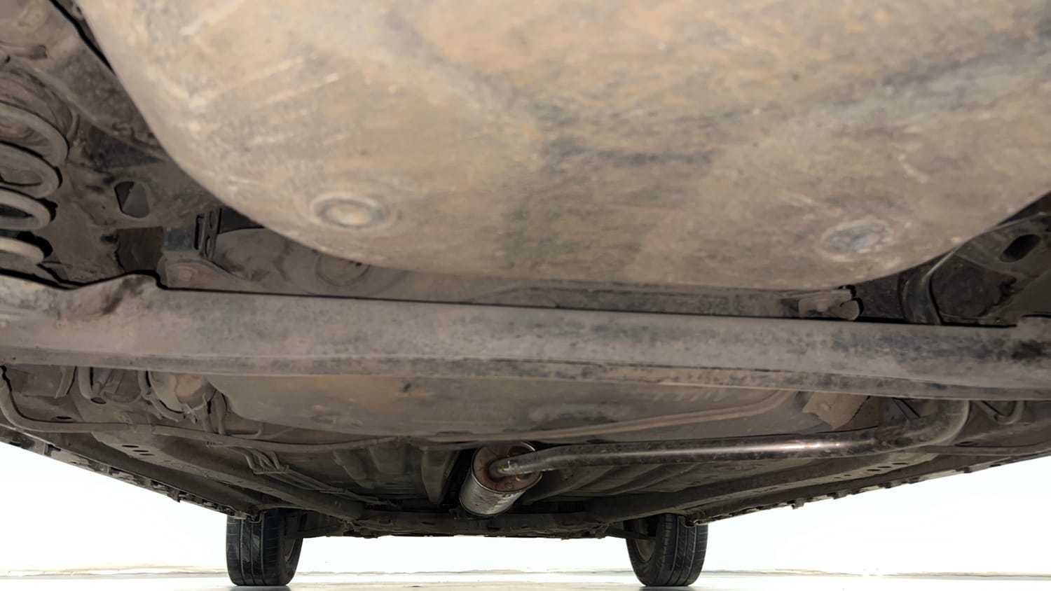 Used 2018 Maruti Suzuki Ignis Alpha 1.2 AMT Petrol Automatic extra REAR UNDERBODY VIEW (TAKEN FROM REAR)