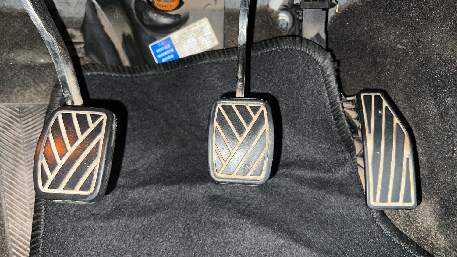 Used 2017 Maruti Suzuki Baleno Alpha 1.2 Petrol Manual interior PEDALS VIEW